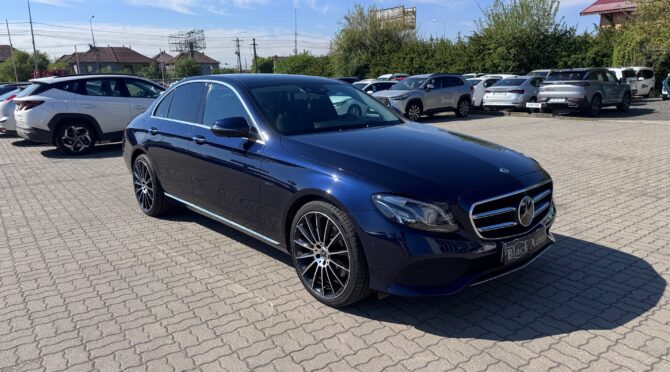 MERCEDES BENZ E 300de